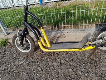 Prodám koloběžku zn. TOUR - LINE, vel. 12" - 4