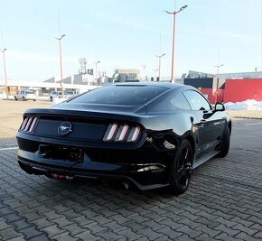 Ford Mustang 2.3 ecoboost,2016,EU verze, nájezd 65000Km - 4