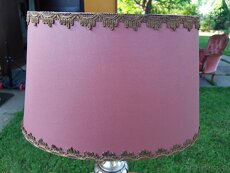 2 ks lampiček,krásné vyřezávané-patina,výška 50 cm,orginál. - 4