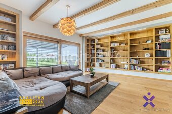 Prodej luxusního rodinného domu 4+kk, 190 m2 - Bochoř, okres - 4