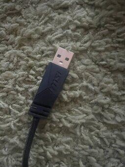 Prodám herní sluchátka MSI - 4