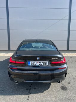 BMW 330d - 4