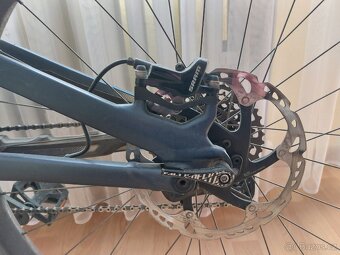 Celoodpruzene elektrokolo Specialized turbo levou alloy - 4