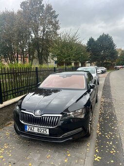 Skoda Superb 2.0 TDi 110 kW 2020 rok - 4