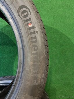 4k nove letni 235/50/19 continental - 4