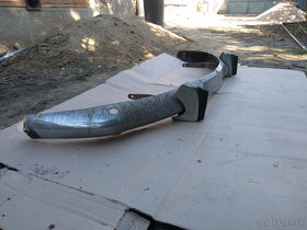 Prodám na Tatra 603/2 přední nárazník - 4