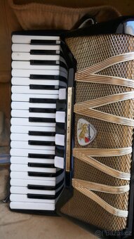 Zachovalý akordeon Delicia Melodia VIII - 4