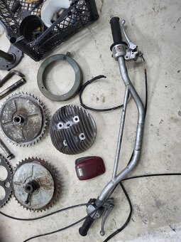 Jawa náhradní díly - 4