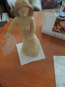 Soška - tančící dívka - 4