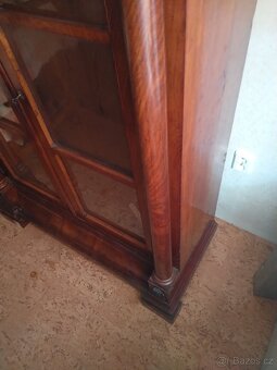 Prodám knihovnu 1837 - 4