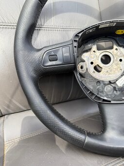Volant z Audi a4 b7 - 4