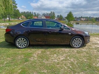 Opel Astra 1.4 turbo/ 103 kw - 4