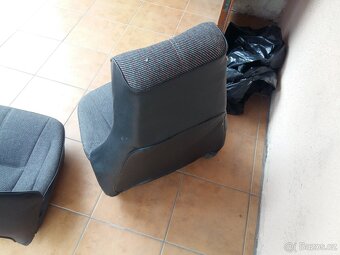 sedačky Lada predne, zadne - 4