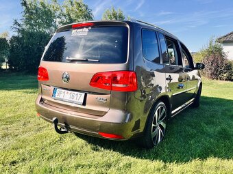 Volkswagen Touran 2.0 TDI 103 kW Highline – 7 míst - 4