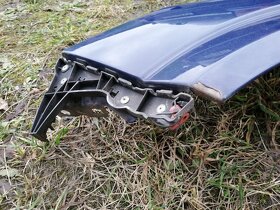 Opel Astra H pravý přední blatník - 4