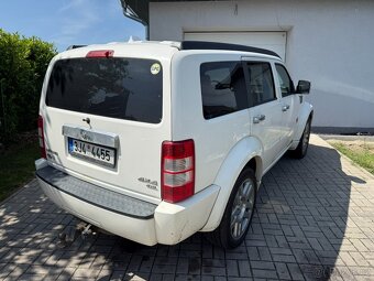 Dodge Nitro,4.0L V6,194 KW,4x4, Kůže. RT. - 4