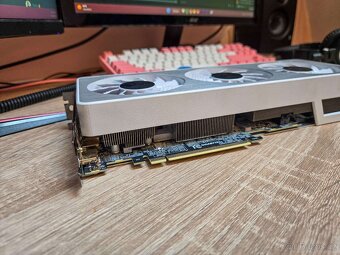 Gigabyte RTX 3070 VISION OC 8GB - 4