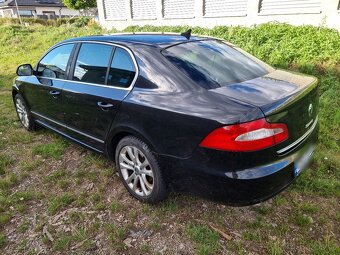 Superb 2.0tdi 2012 4x4 DSG kůže - 4