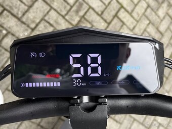 Elektrokoloběžka Kukirin G2 800W najeto 30km ZÁNOVNÍ - 4