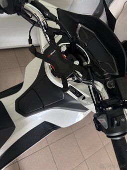Honda PCX125 Jako nová - 4