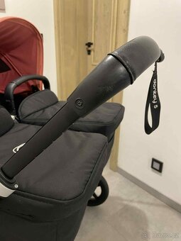 Kočárek Bugaboo Donkey 5 s bohatým příslušenstvím - 4