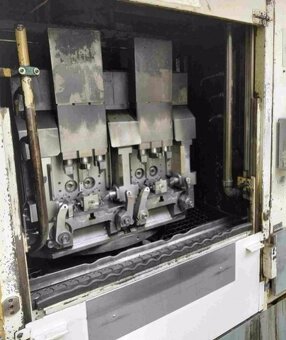 Obráběcí linka TOS 1 od výrobce TOS Kuřim, rok výroby 2001 - 4