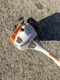 Prodám křovinořez zn. STIHL FS 38, nefunkční - 4