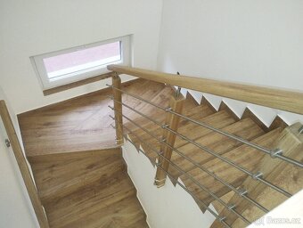 luxusní zábradlí dřevo-nerez - 4