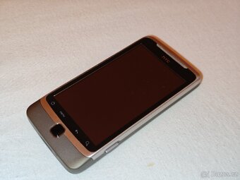 HTC Desire Z pěkný stav - 4
