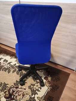Dětská, otočná židle. - 4