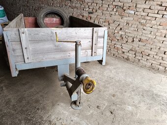 Prodám vlek za traktor ( jednoosý přívěs) - 4