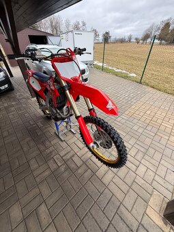 Honda CRF 450R - 4