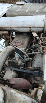 Prodám malotraktor s károu - 4