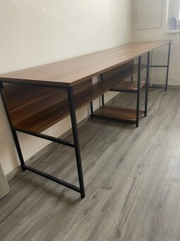 Stůl pro 2 osoby - 4