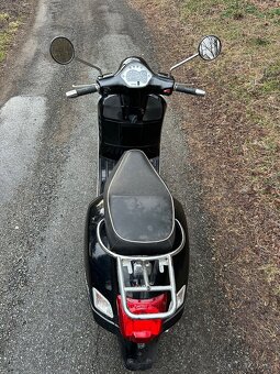 Vespa GTS 125ie - 4