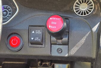 Audi TT RS na baterie 12V - 4