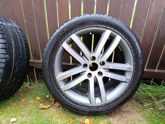 Prodám sadu kol na Audi Q7 rozměr 275/45 R20 - 4