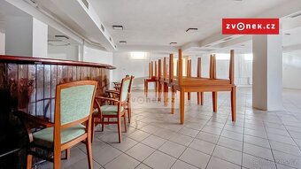 Pronájem komerčního prostoru bývalé restaurace 239 m², Zl... - 4