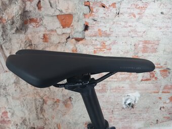 Horské kolo Specialized Rockhopper 29 - 4
