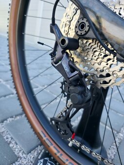 Horské kolo Leonardi Factory Racing DARKLITE Carbon 29″ - 4