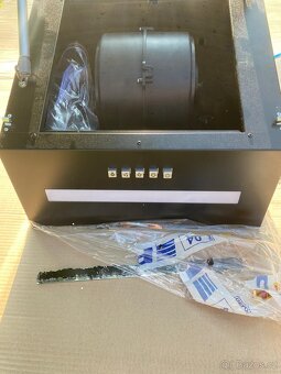 Nástěnný odsavač par MAAN Zetka 60, černý, nový, rozbitý - 4