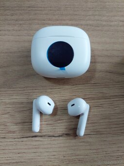 Bezdrátová sluchátka Godyse J90 – Bluetooth 5.3, ENC, IPX6 - 4