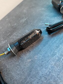 LED blinkry kouřové 8mm – univerzální, voděodolné - 4