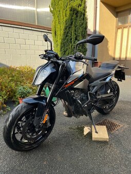 KTM Duke 790 - 4