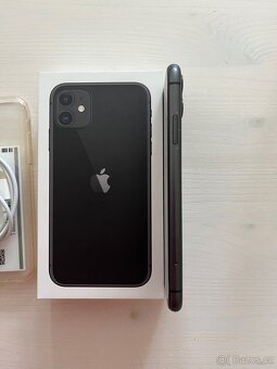 iPhone 11 64 GB, 100 % baterie, iOS 26.3. - 4