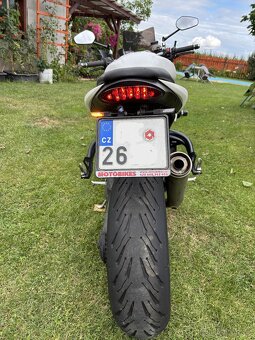 Triumph Speed Triple 1050 - 4