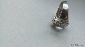 Prsten s modrým topazem ve stříbře ve vel. 62 - 4