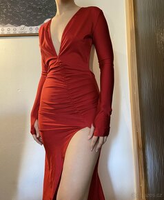Červené večerní šaty SHEIN - 4