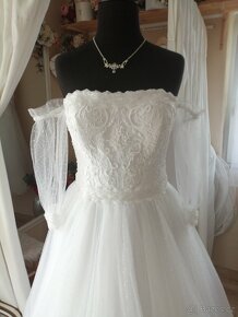 Nádherné svatební šaty - 4