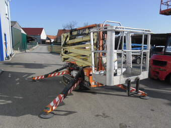 Pásová pracovní plošina JLG X19J - 4